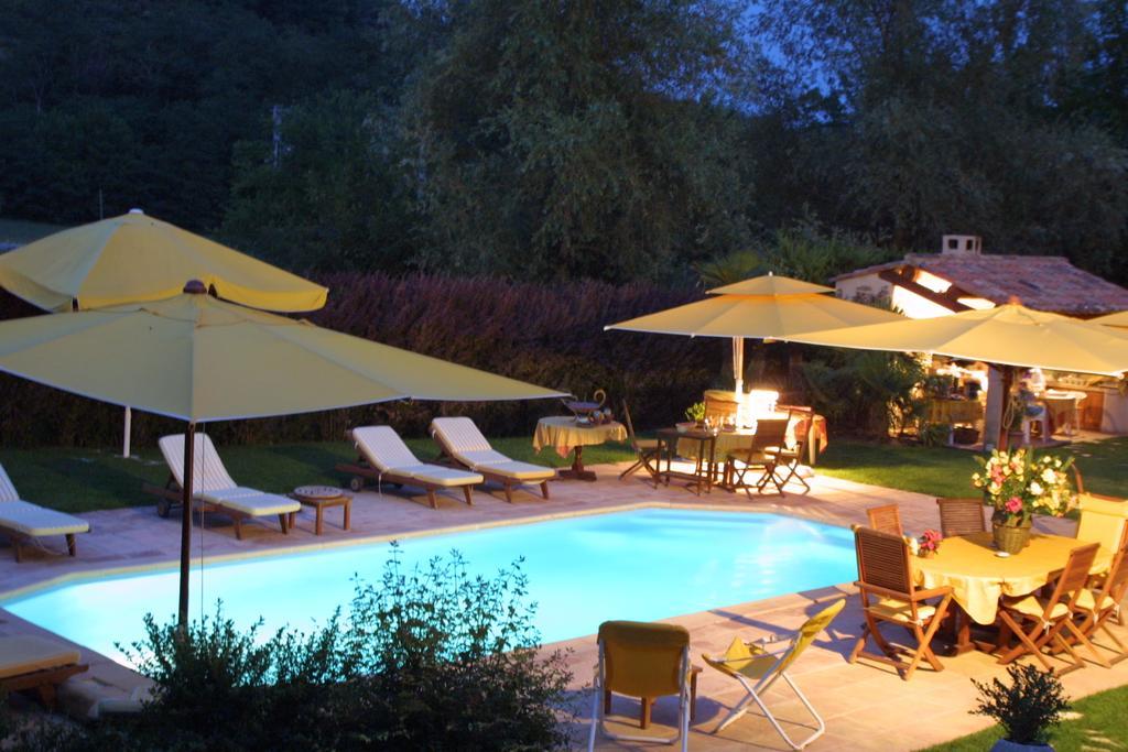 La Campagne St Lazare - Restaurant Chambres D'Hotes Piscine & Spa Forcalquier Exterior foto